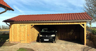 Doppelcarport mit Geräetekammer