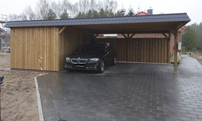 Doppelcarport mit Gerätekammer