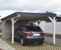 Einzelcarportanlage mit Gerätekammer